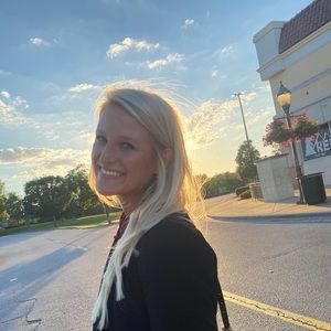 Meet your Posher, Erin